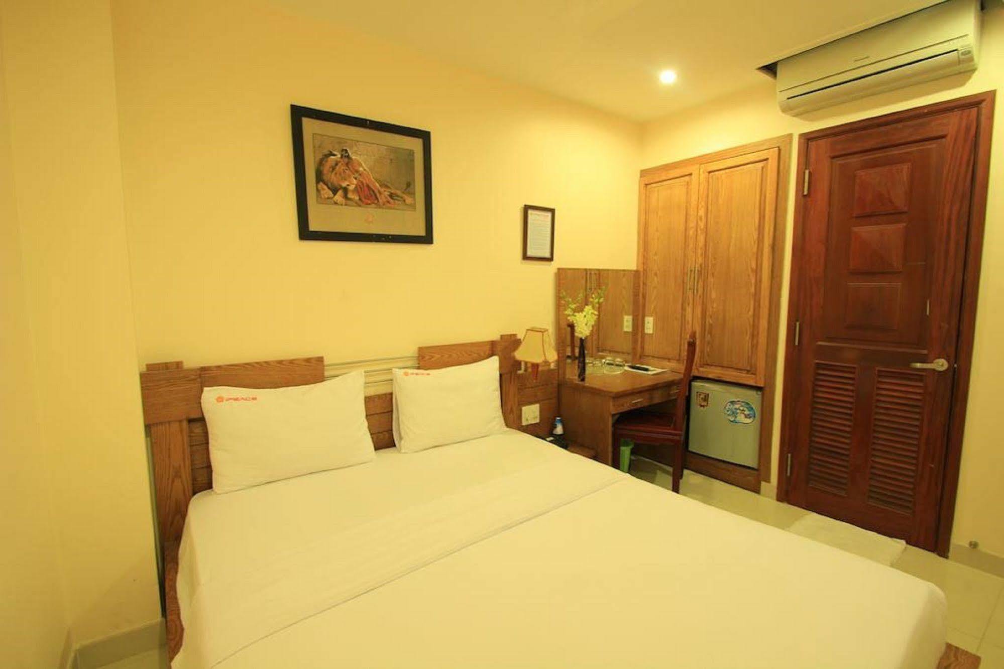 Ipeace Hotel - Bui Vien Walking Street Ho Chi Minh-Byen Eksteriør billede